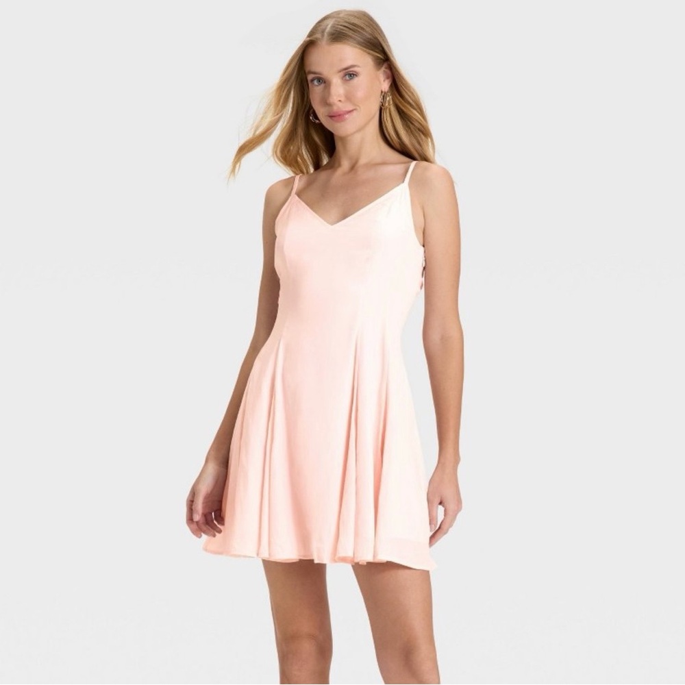 Universal Thread Blush Pink Slip Dress Women’s M Adjustable Straps NWT